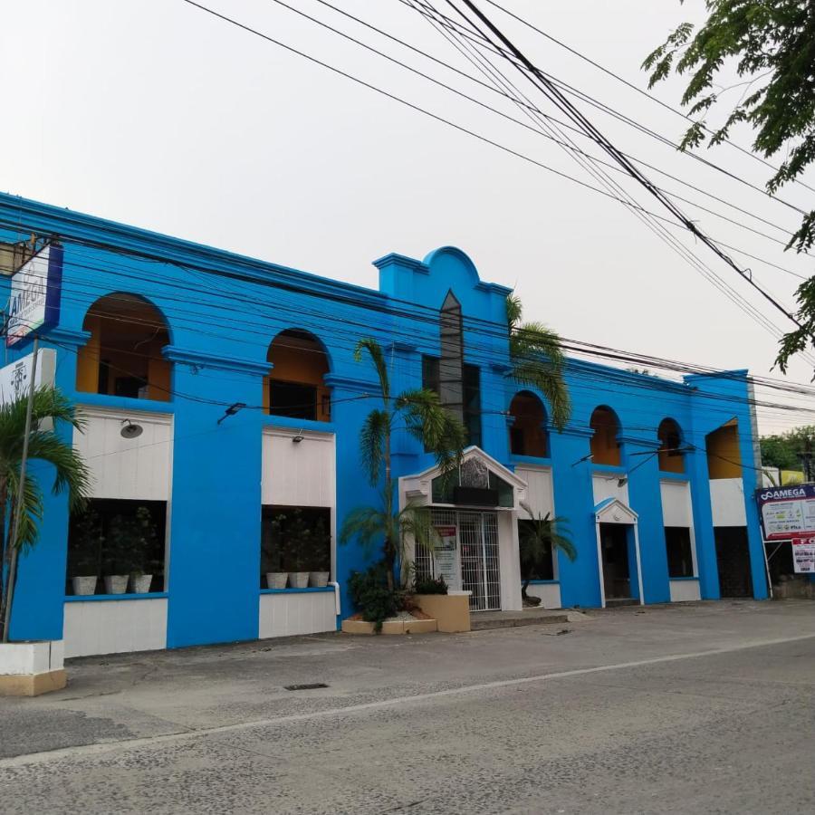 2 Hotel Saleh Angeles Exterior photo