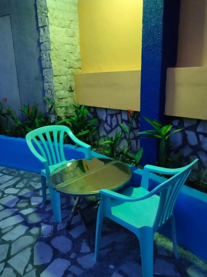 2 Hotel Saleh Angeles Exterior photo